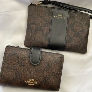 Coach signature wallet & wristlet